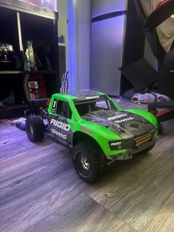 Traxxas UDR