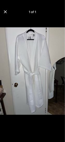 New spa robe O/S