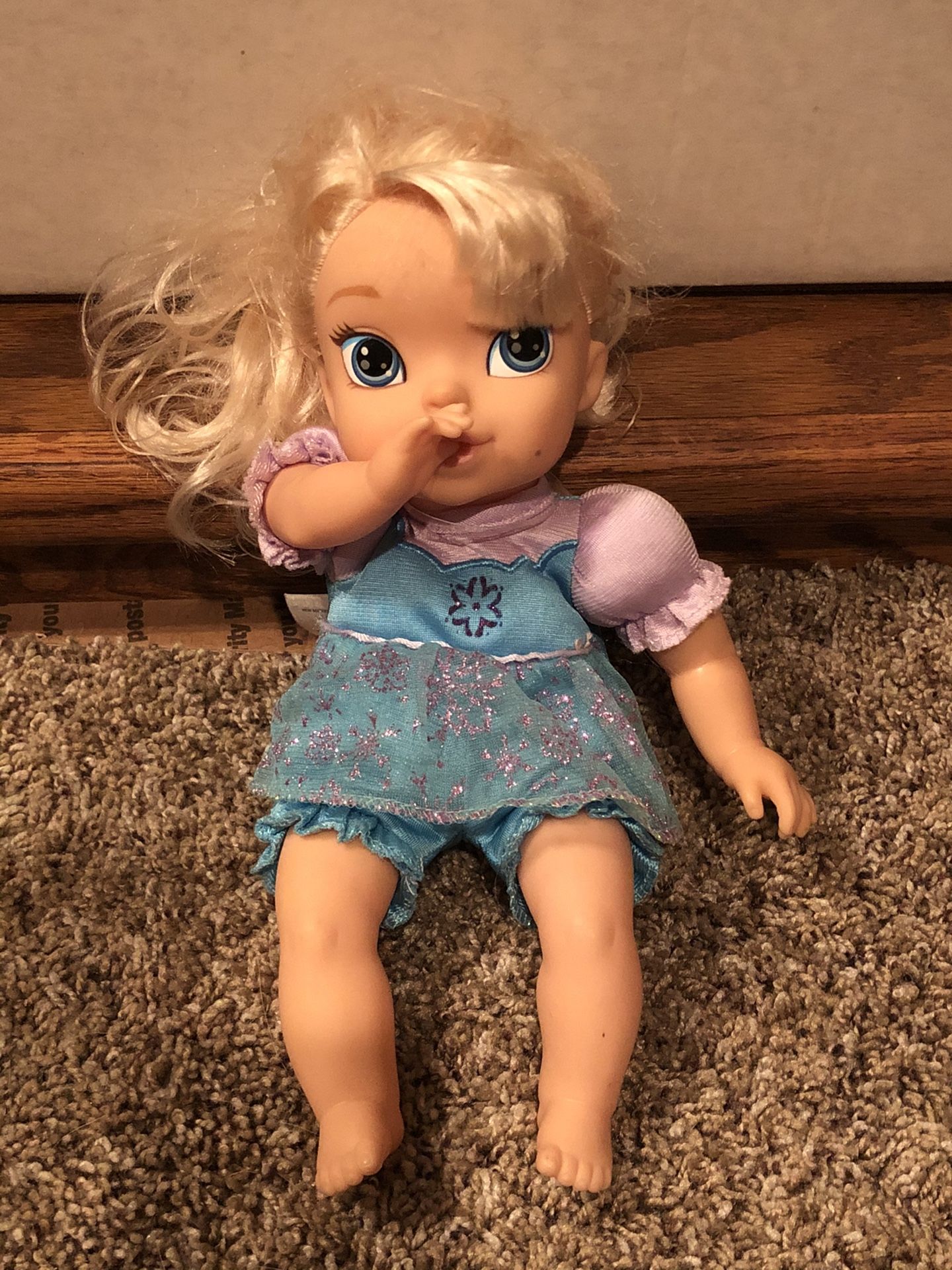 Disney Frozen deluxe Elsa Baby Doll sucks thumb Sells new on Amazon 59 89.99 Very rare doll for Sale in Phoenix AZ OfferUp