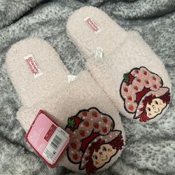 New Strawberry Shortcake Slippers 