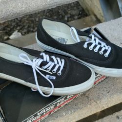 Van Shoes Size 8