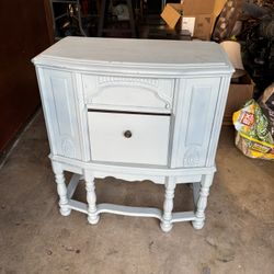 vintage table/ stand