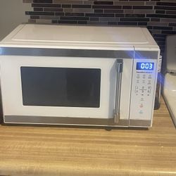 Brand New Microwave