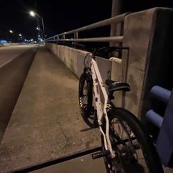 Raven Colombian Bike 