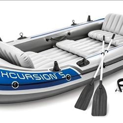 Intex Excursion 5 inflatable boat