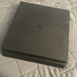 PS4 Slim