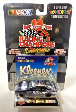 Jeff Green #32 Toys R Us 1999 Special Edition 1:64 scale Diecast Nascar Racing 