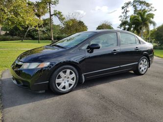 Financing available! 2009 HONDA CIVIC AUTO 115000 MILES