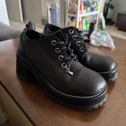 Unif Penny Shoe Size 9 