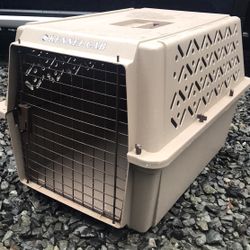 Dog or Cat Cage. the cage is New 