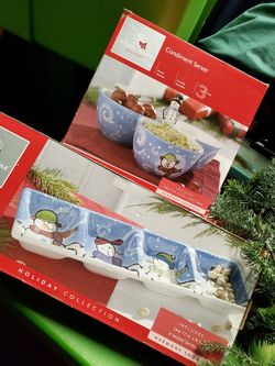 2 Christmas ceramic serving dishes