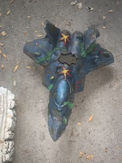 Fish tank decorations