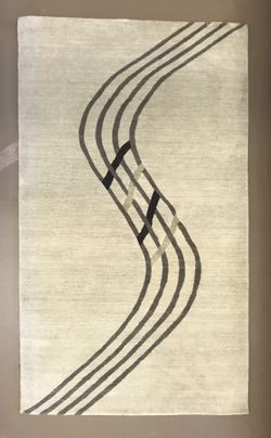 AREA RUG CUSTOM DESIGNED 3x5 100% wool Tibetan NEW AREA RUG TIBETAN INTERIOR DESIGNER QUALITY 100% WOOL SIZE: 3x5 CUSTOM DESIGNED ONE OF A KIND AREA R