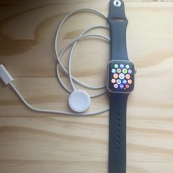 Apple Watch SE
