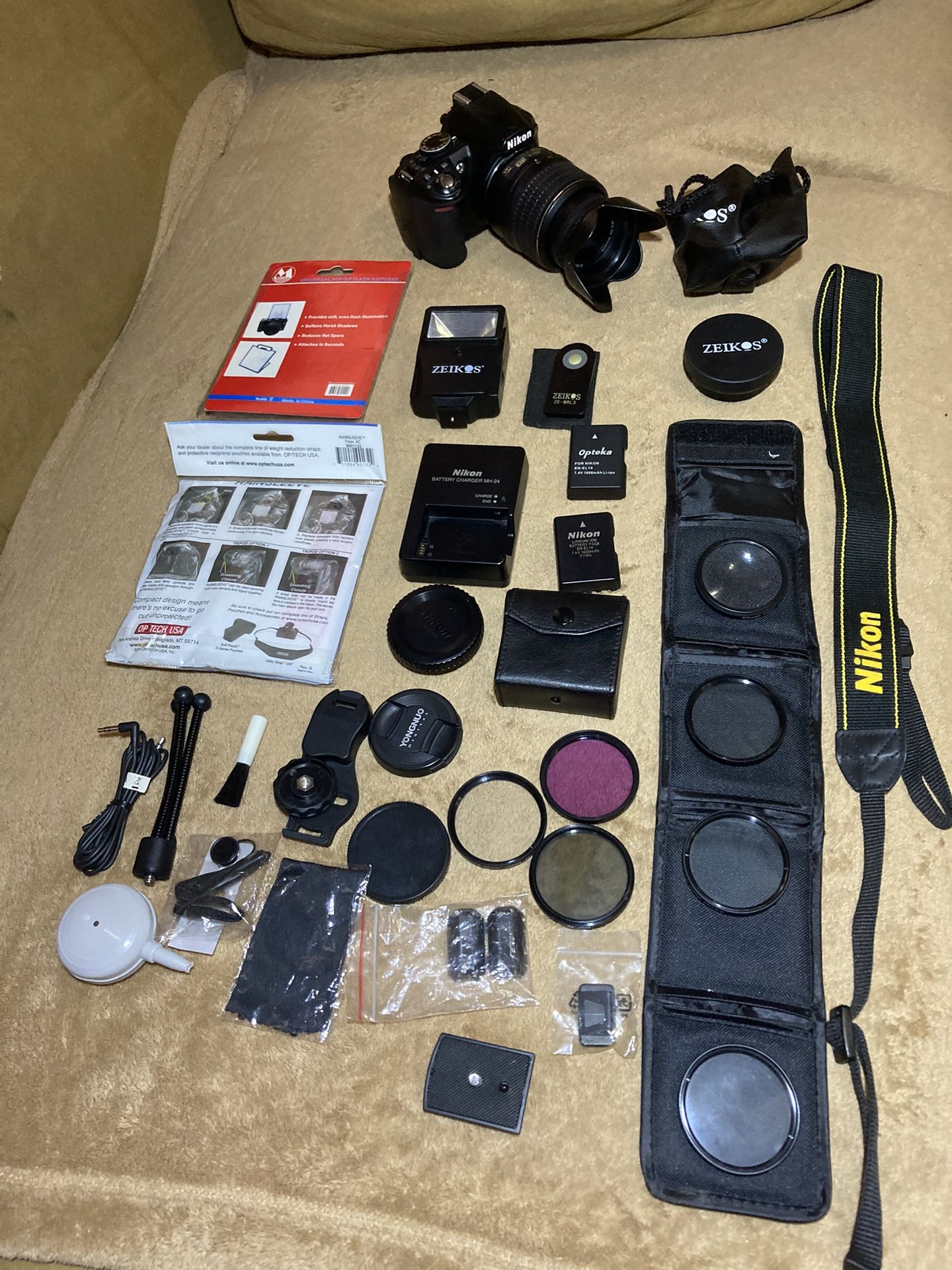 Nikon D3100 Camera Package