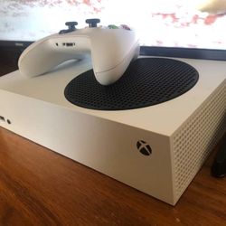 Xbox Series S (mint Condition)