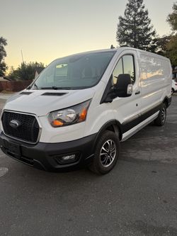 2024 Ford Transit-250