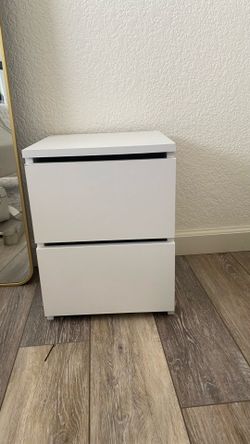 White 2 drawer nightstand #nightstand #bedroomfurniture #minimalist
