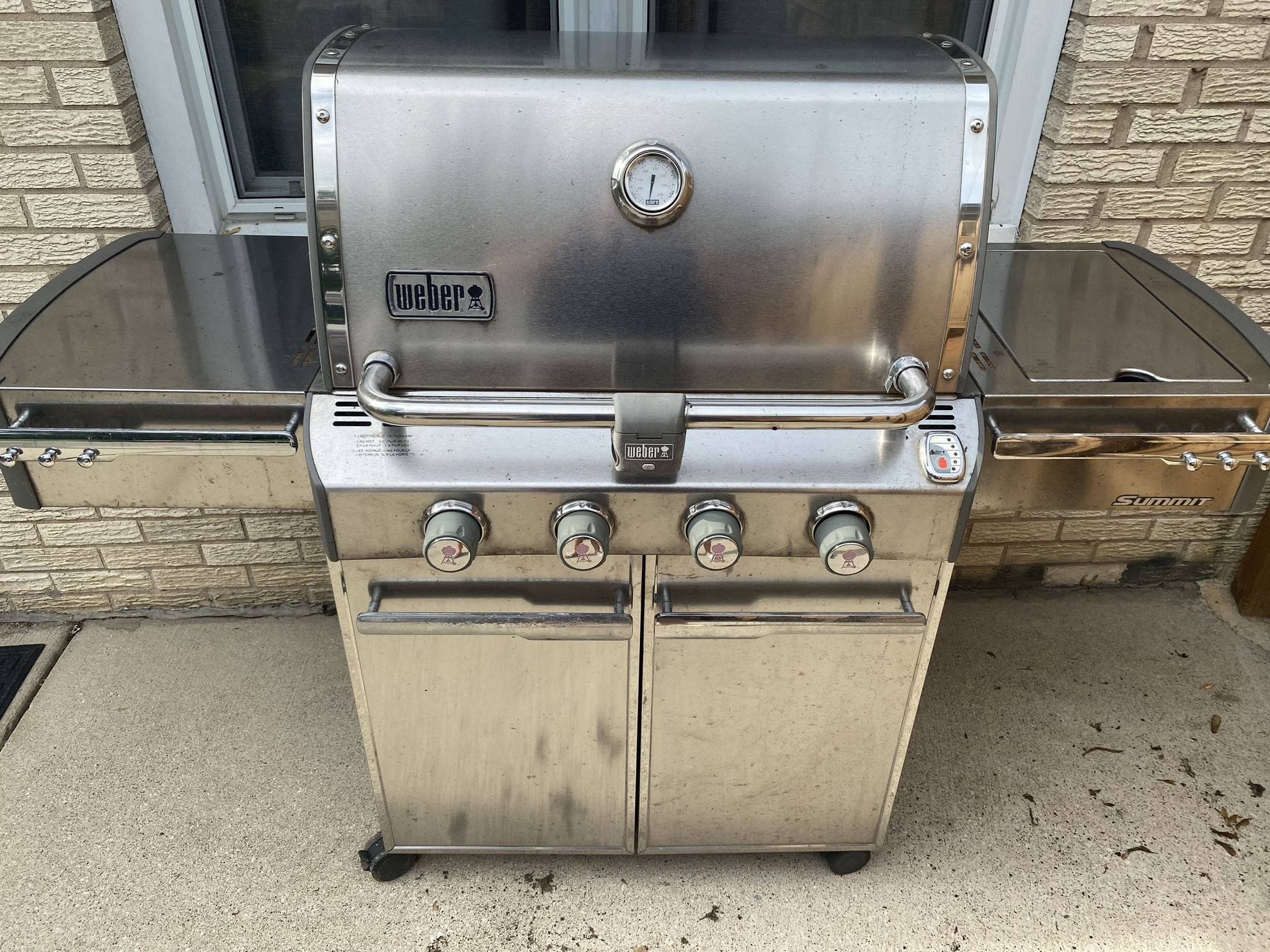 Webber Summit Propane Grill