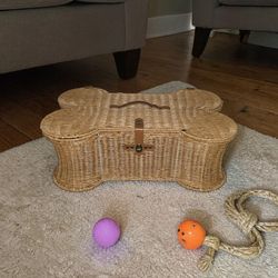 Dog Bone Wicker Storage Basket / Toy Chest