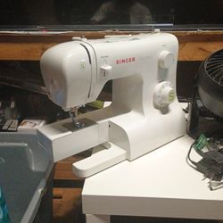 Singer Sowing Machine 