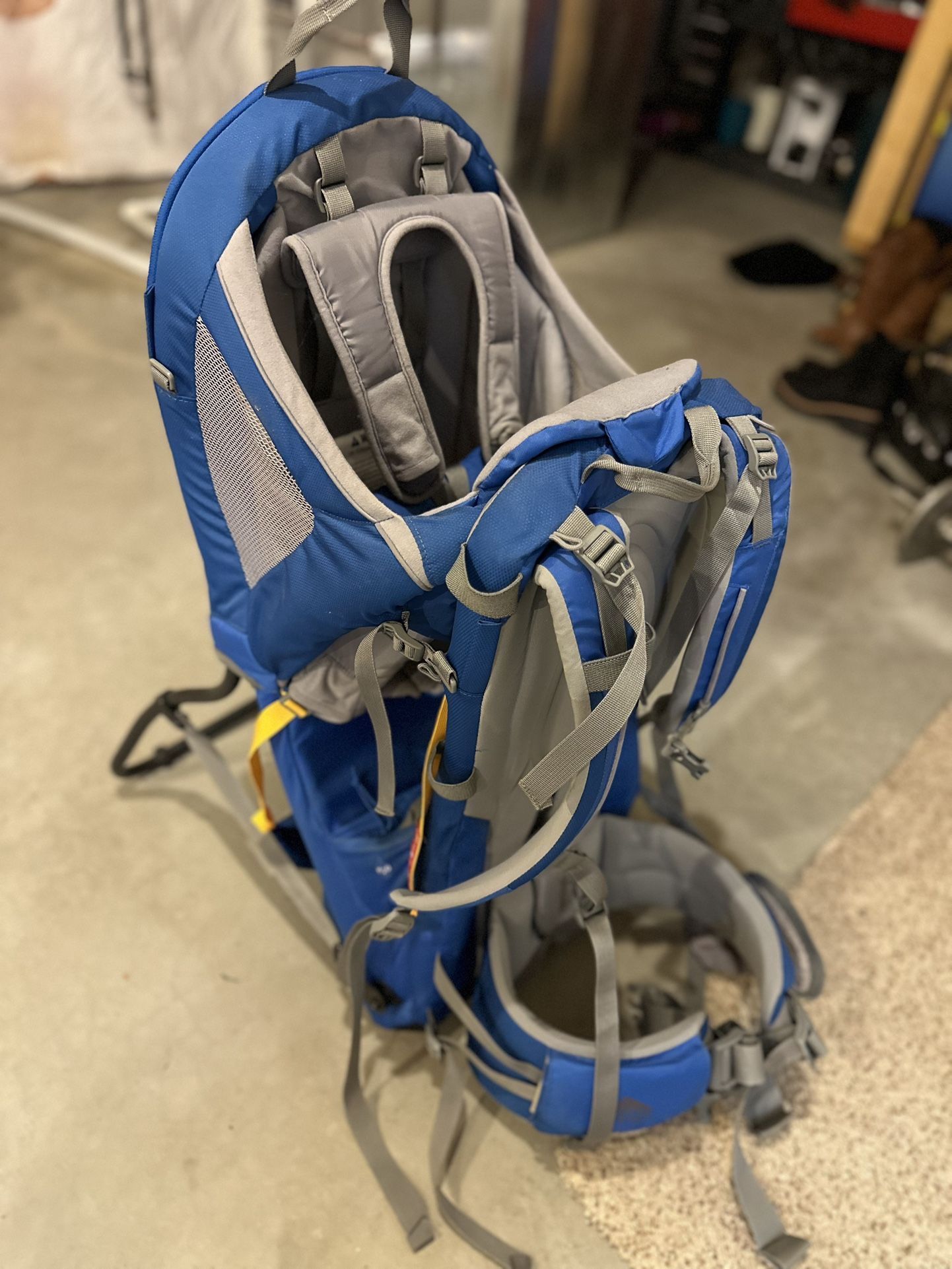 Kelty Pathfinder 3.0 Child Carrier w/ Sunshades