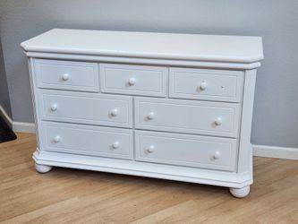Sorelle Vista Elite Double Dresser