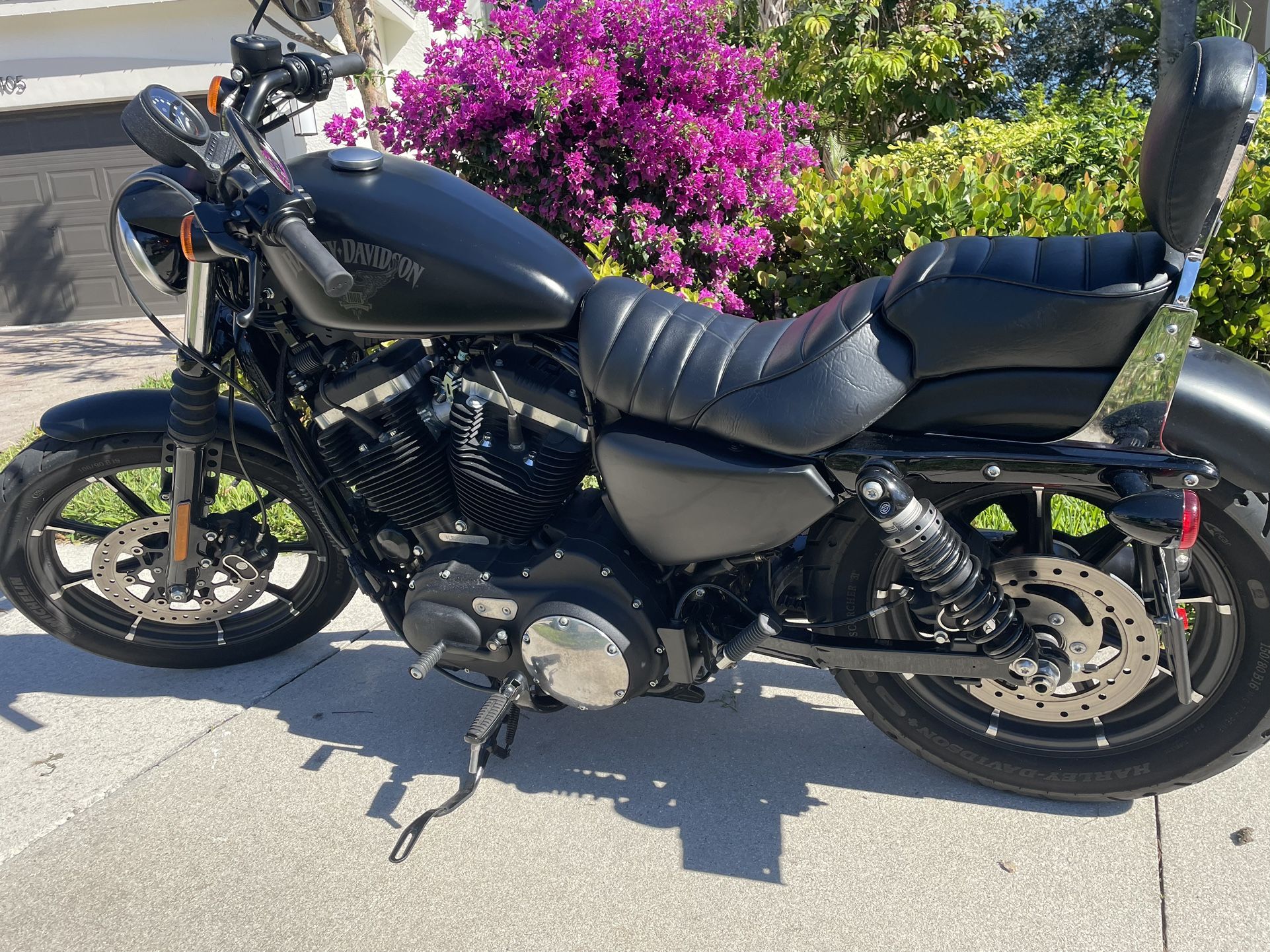 2016 Harley Davidson XL 883n Iron Sportster
