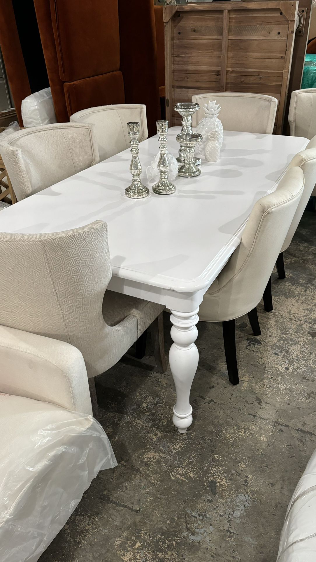 White Dining / Kitchen Table French Farmhouse - Home/ Office- Delivery 🚚 