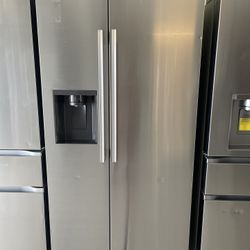 LG 26.6 cu. ft. Wi-Fi Enable Side-by-Side Refrigerator with External Dispenser