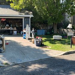 Estate sale SATURDAY AND SUNDAY ONLY