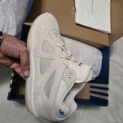 Adidas Bay Bunny Badbo 1.0 sz 9.5