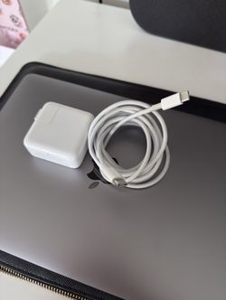 2017 MacBook , 12 Inch, 8gb And 256gb