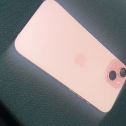 iPhone 15 Pink!
