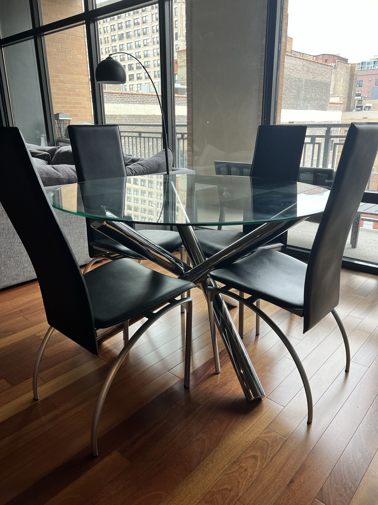 Dining table And chairs