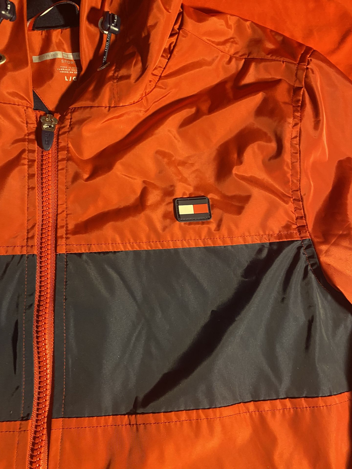 Brand New Tommy Hilfiger Pull Over Coat Size Large