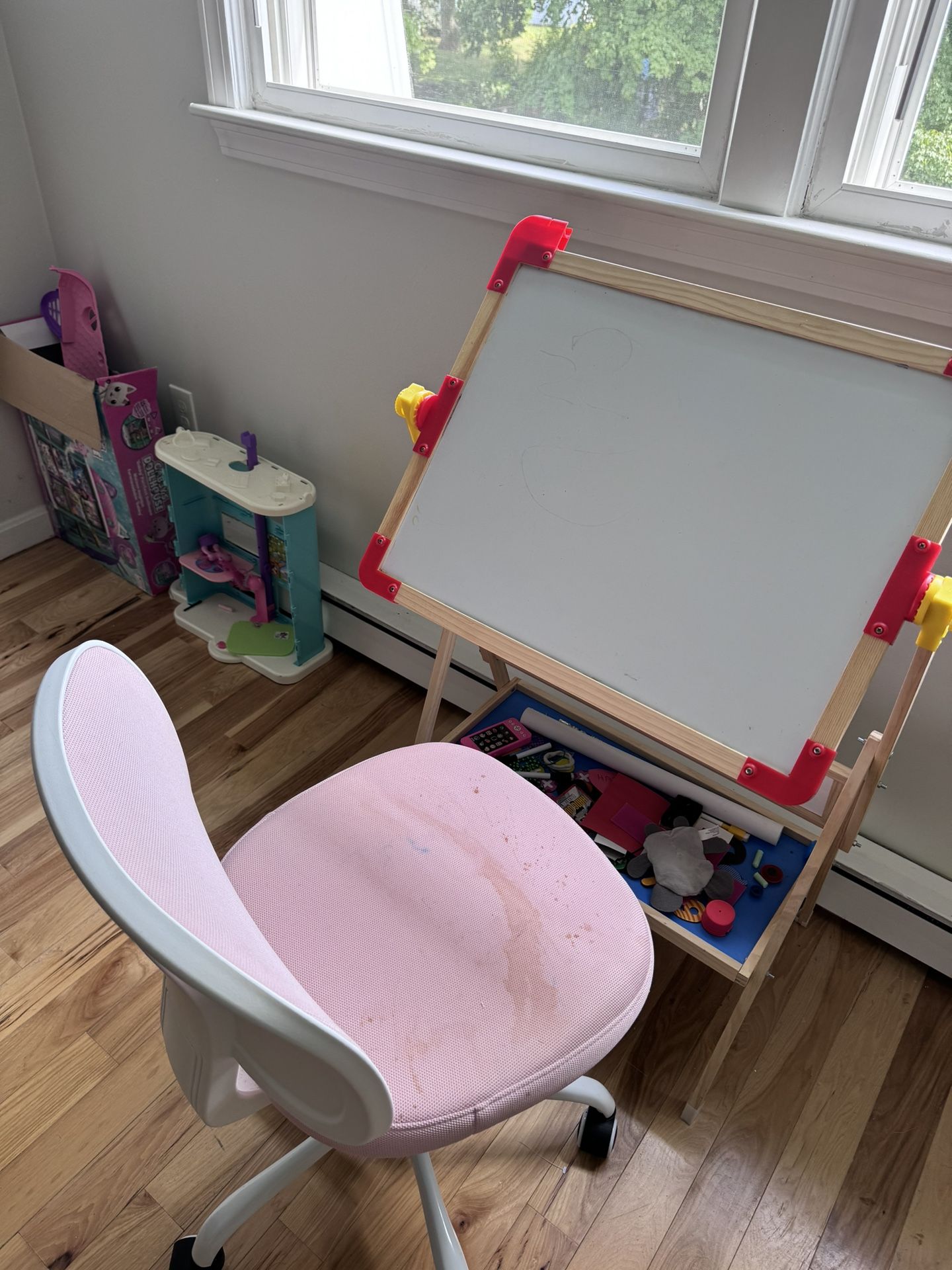 White Board and Office Chair For Kids