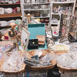 Vintage Jewelry 