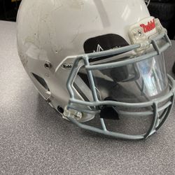 YOUTH LARGE RIDDELL HELMET