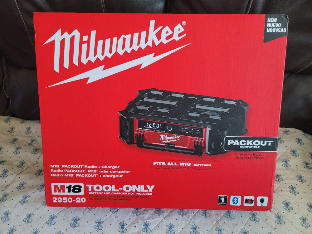 Brand New Milwaukee Packout Radio $295 Pickup In Oakdale