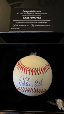 Carlton Fisk Autograph Baseball