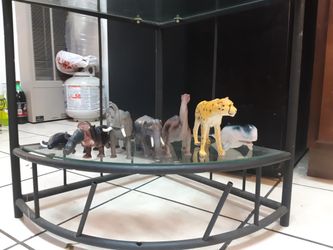 Animal toys