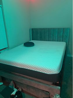 Full bedroom set  $150