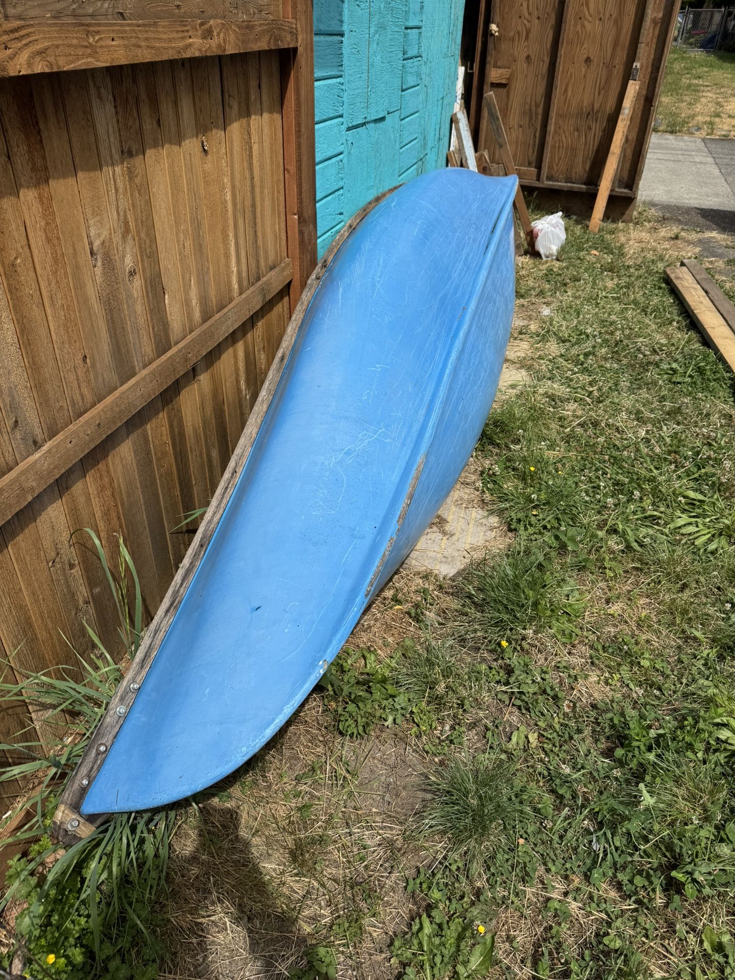 16’ Fiberglass Canoe
