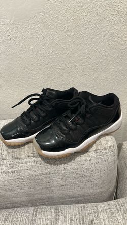 Air Jordan 11 Retro Low Black Sneakers