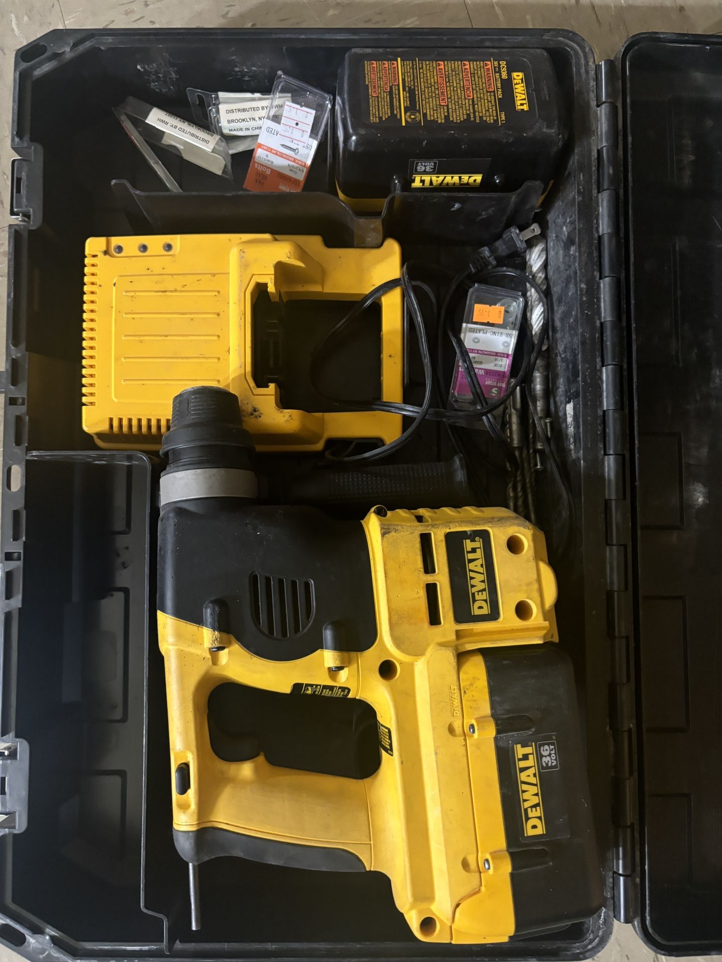 DEWALT 36V Rotary Hammer Drill Kit – Heavy Duty Construction Tool