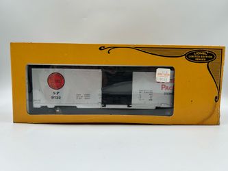 Lionel 6-9732 Southern Pacific SP 9732 Limited Edition O Gauge Box Car w/Box