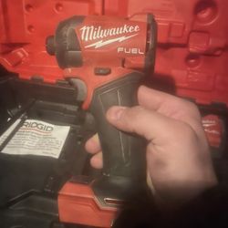 M18 Milwaukee  Drills  