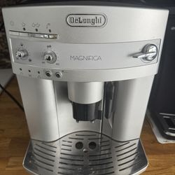 Delonghi Magnifica Espresso Machine For Parts