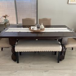 Dining Room Table With Chairs